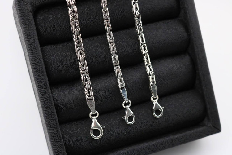 دستبند کرال تخت