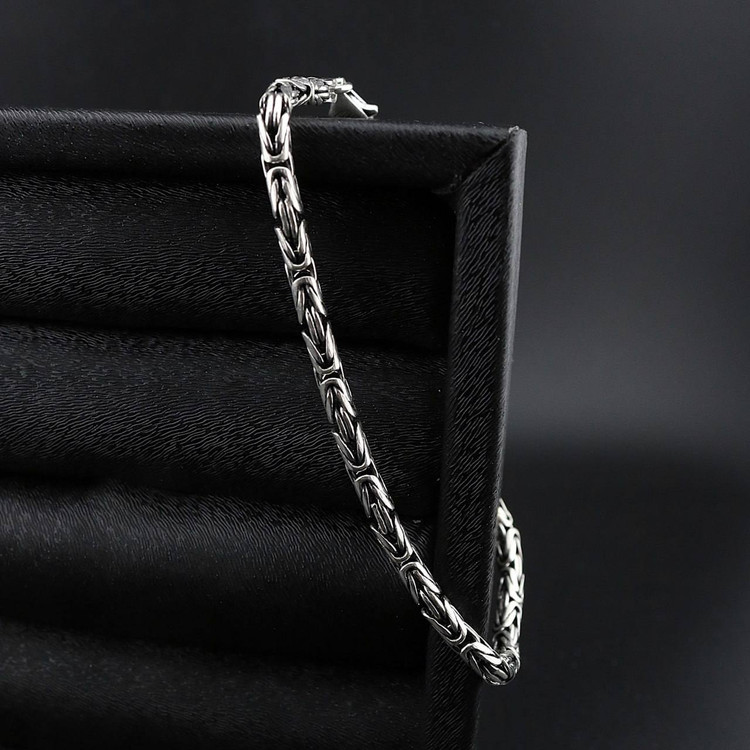 دستبند نقره کرال گرد