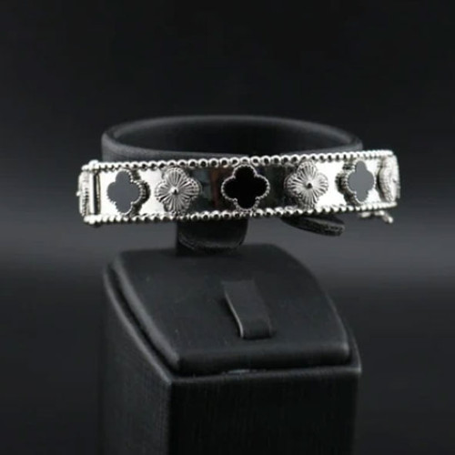 دستبند النگویی نقره ونکلیف زنانه