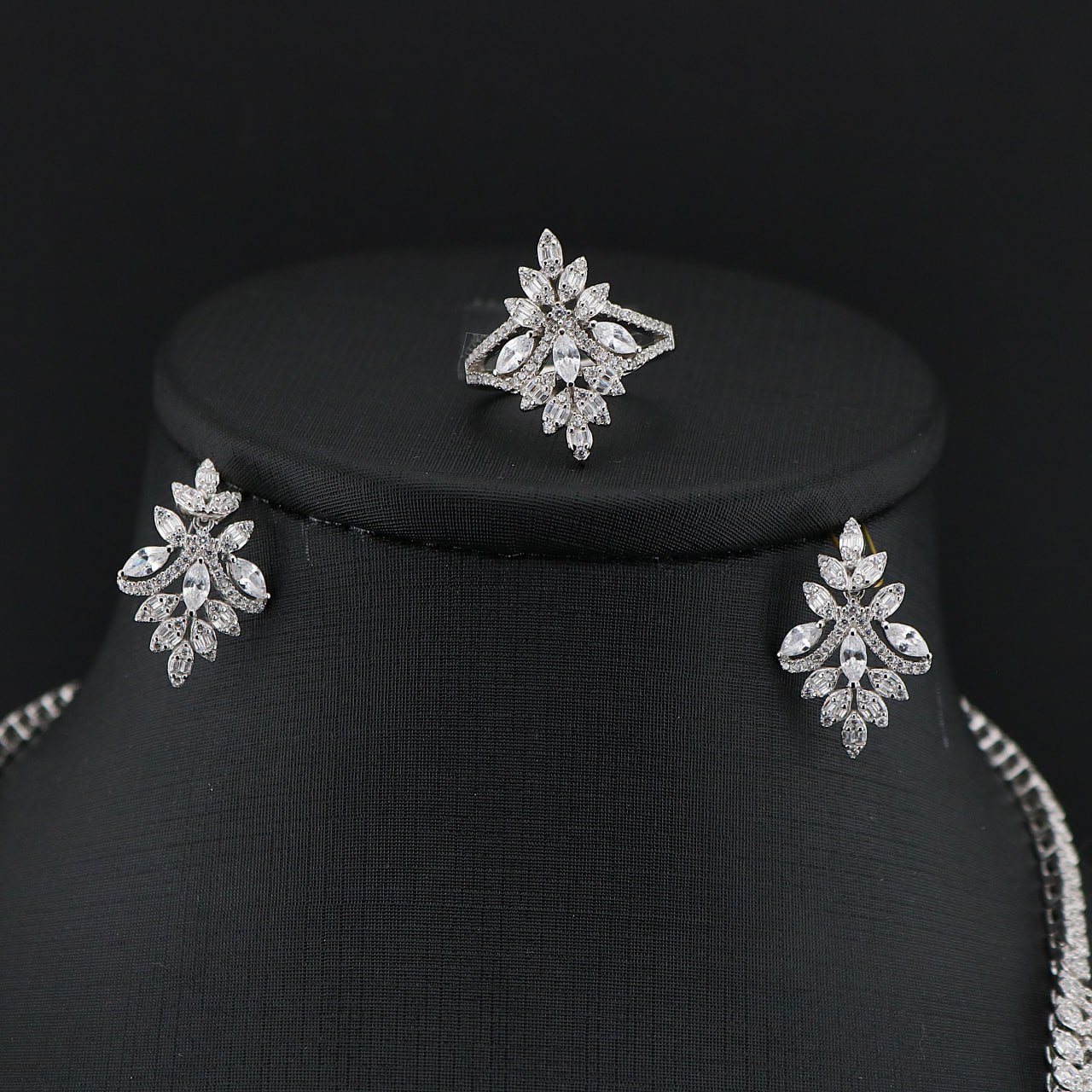 سرویس نقره زنانه