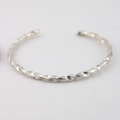 بنگل نقره اسپرت (فری سایز)