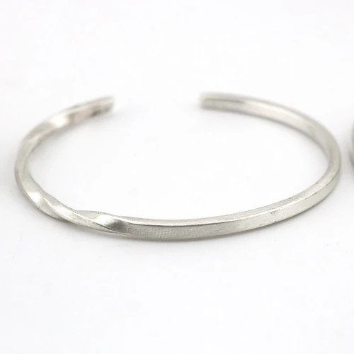 بنگل نقره اسپرت (فری سایز و قابل حکاکی)