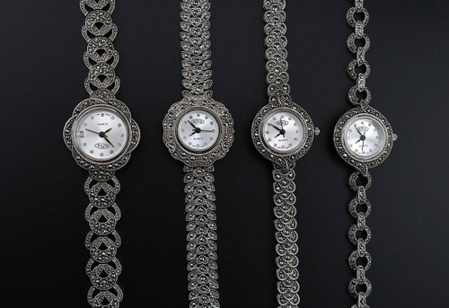 ساعت نقره سیاه قلم زنانه